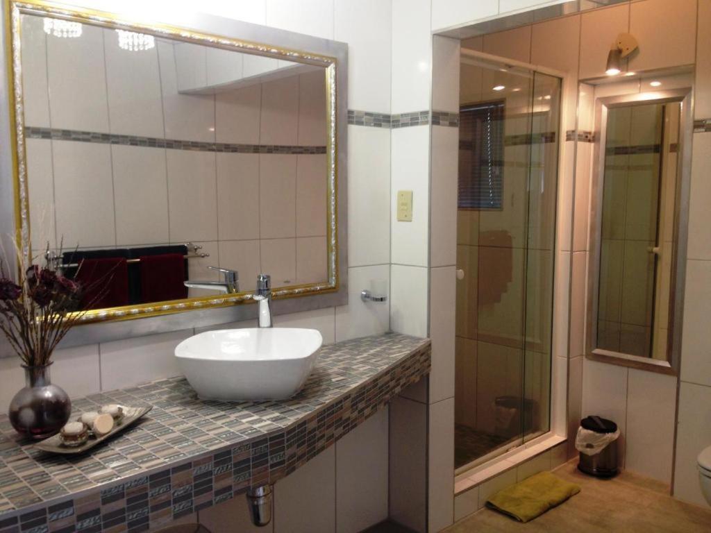 Guesthouse Terra Africa Уиндхоек Стая снимка